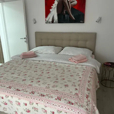 Oliva 2 * Poreč